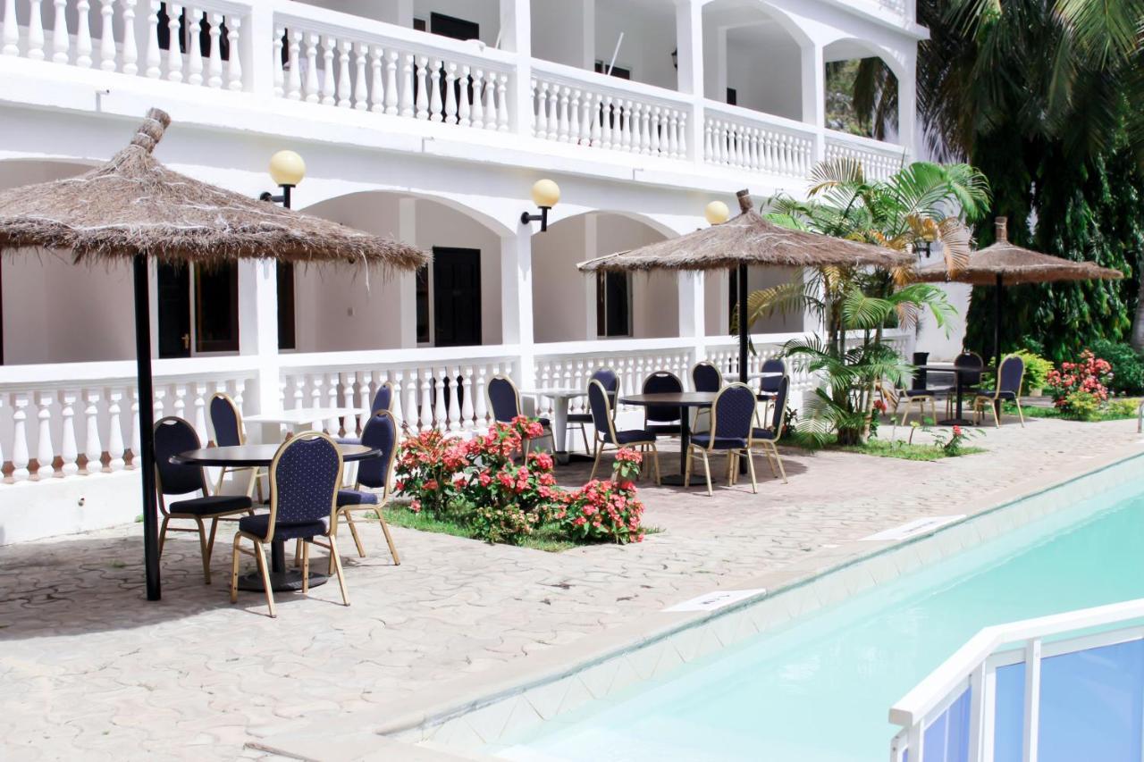 Sunu Hotel Banjul Eksteriør bilde