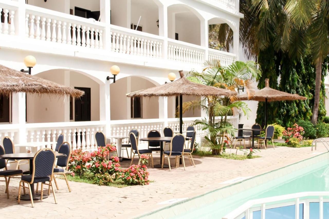 Sunu Hotel Banjul Eksteriør bilde