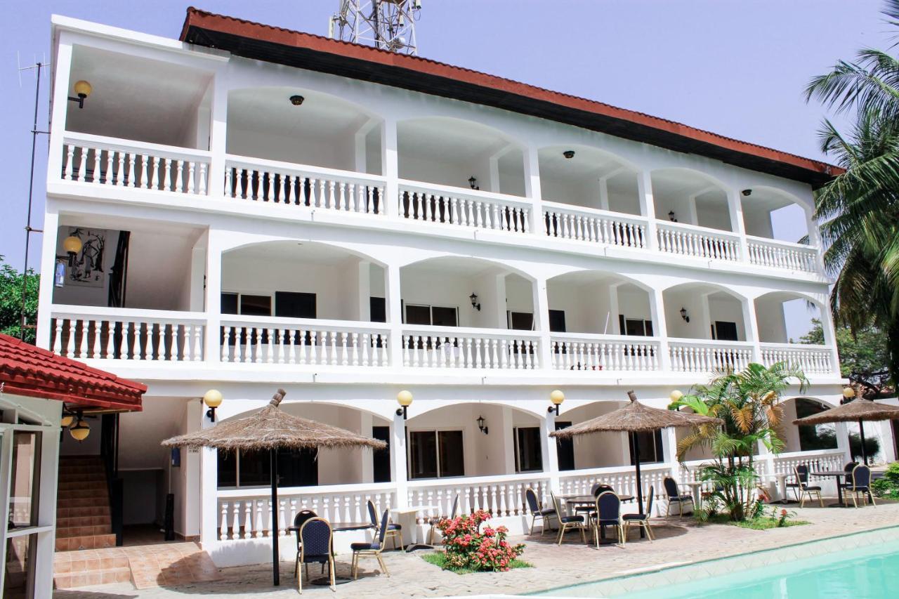 Sunu Hotel Banjul Eksteriør bilde